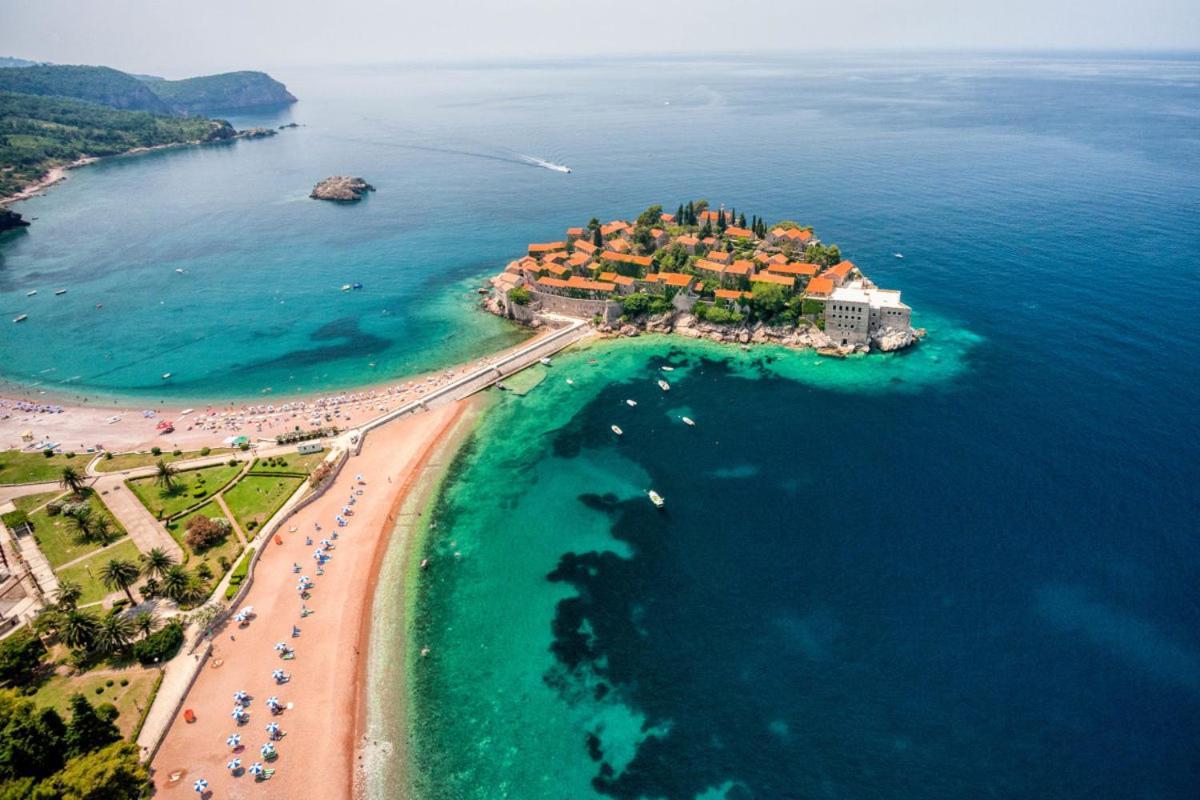 Bmv Room For 2-3 With Greenery View Sveti Stefan Extérieur photo