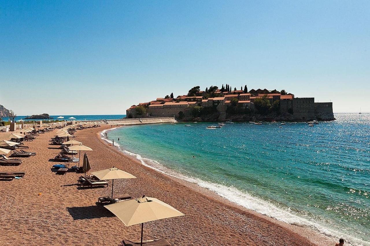Bmv Room For 2-3 With Greenery View Sveti Stefan Extérieur photo